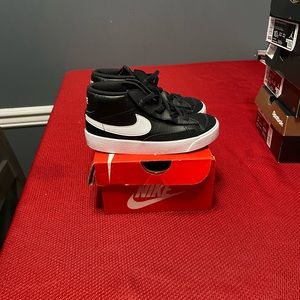 Toddler Nike Blazer
